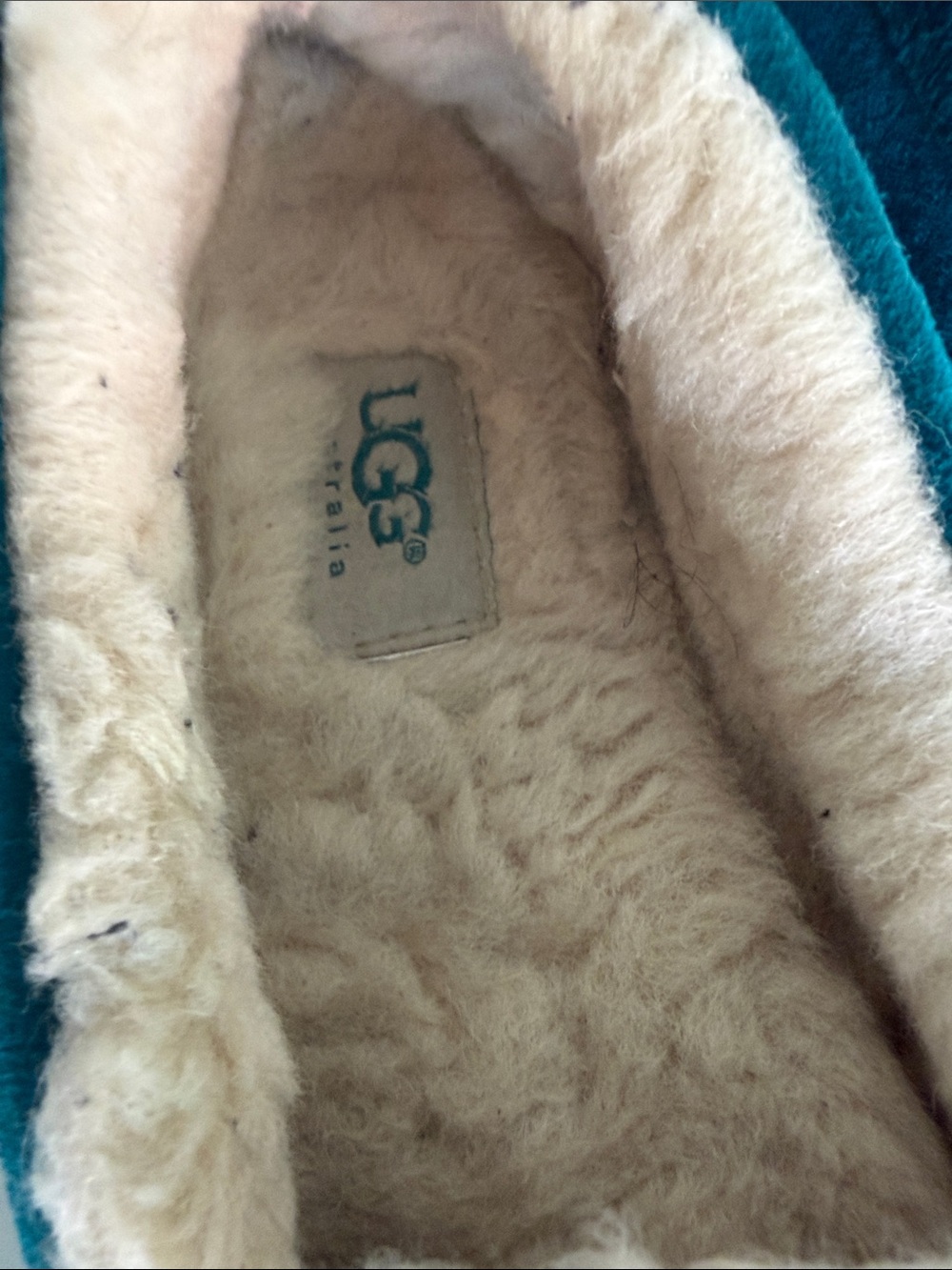 UGG Women’s Ansley Teal Suede Shearling-Lined Moccasin Slippers. Size 8. - Picture 8 of 11
